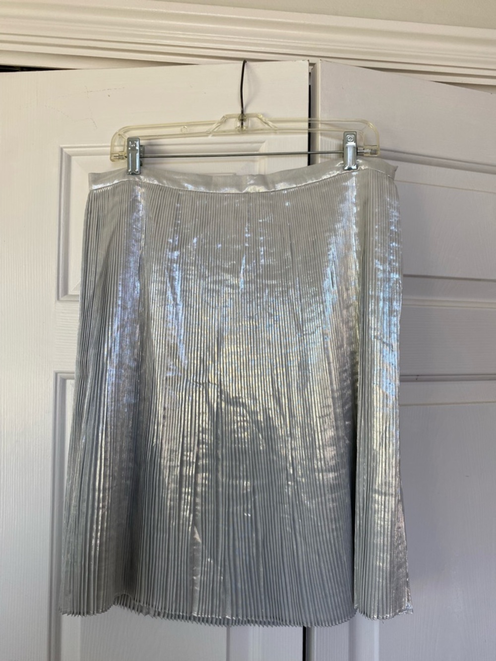 NWT Talbots Silver Metallic Pleated Skirt